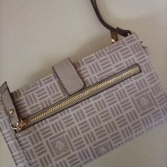 Anne Klein Tan Signature Wallet - Picture 3 of 12